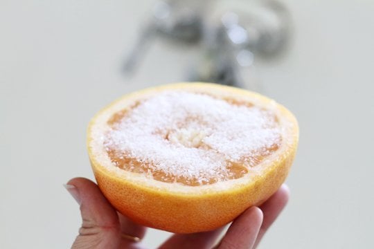 Resultado de imagen para Para limpiar tu bañera y quitar las posibles manchas de óxido