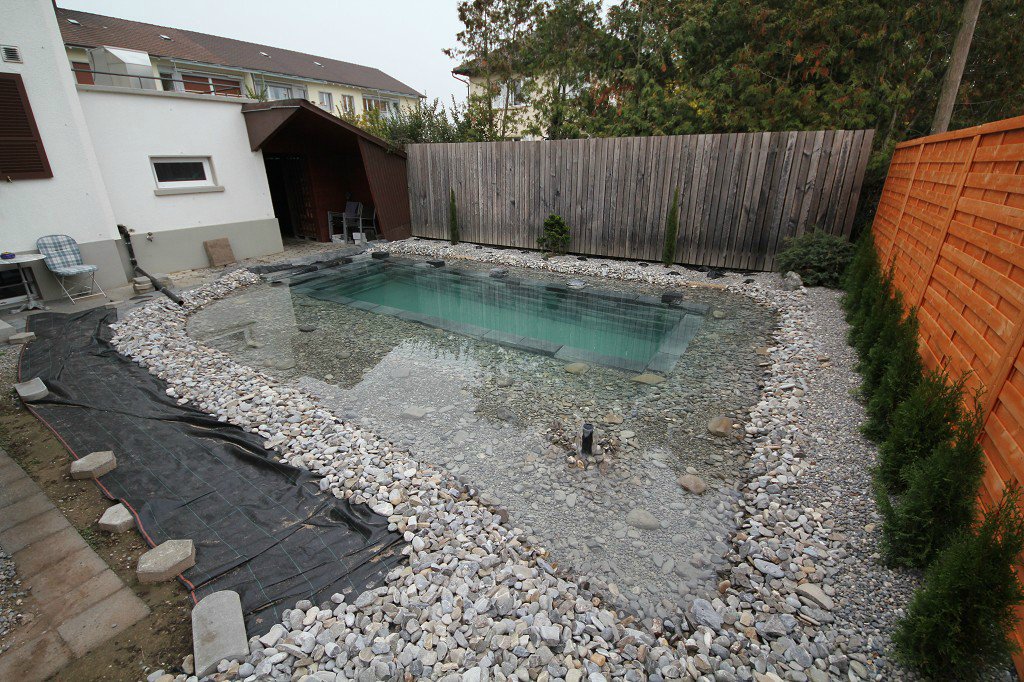 piscina natural de piedra 20