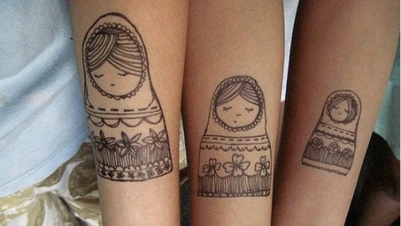 31 originales tatuajes para hacerse entre hermanos y parejas
