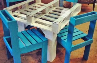 Amuebla tu jardín con este tutorial y haz esta mesa y sillas de diseño