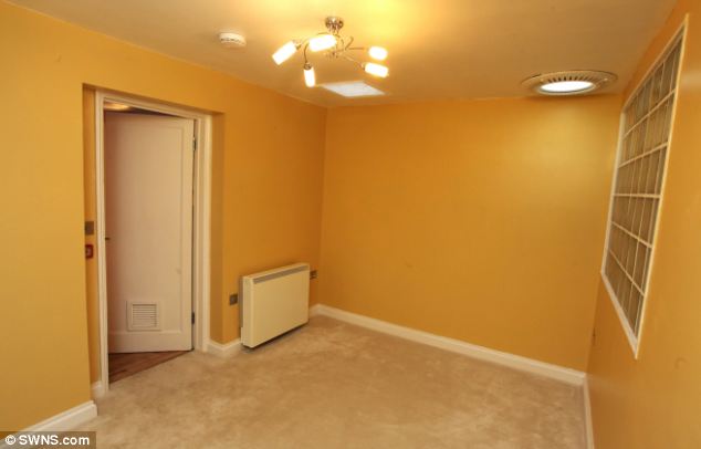 bunker de la II guerra mundial convertido en un apartamento 12