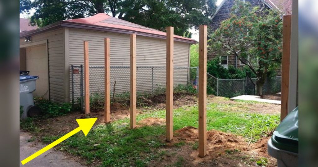 Clava unas estacas en el patio y crea un espacio que todos querríamos tener