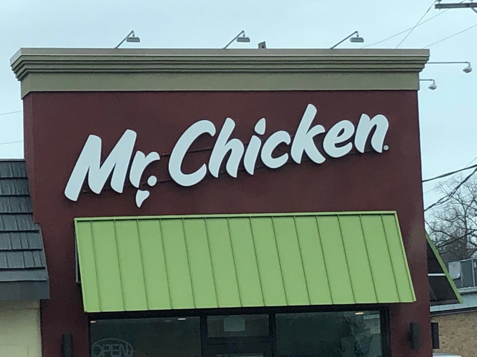 logo, Mr. Chicken, creatividad