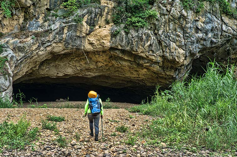 excursión en una de las cuevas más grandes