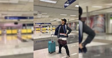 mujer-ropa-aeropuerto