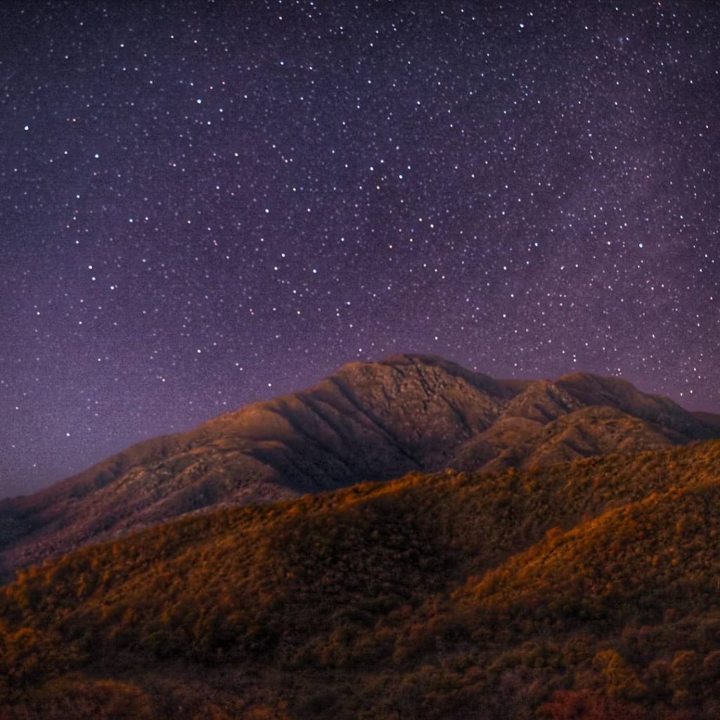 Sierra Capilla noche