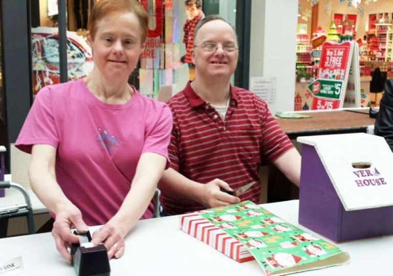 matrimonio síndrome de down trabajo