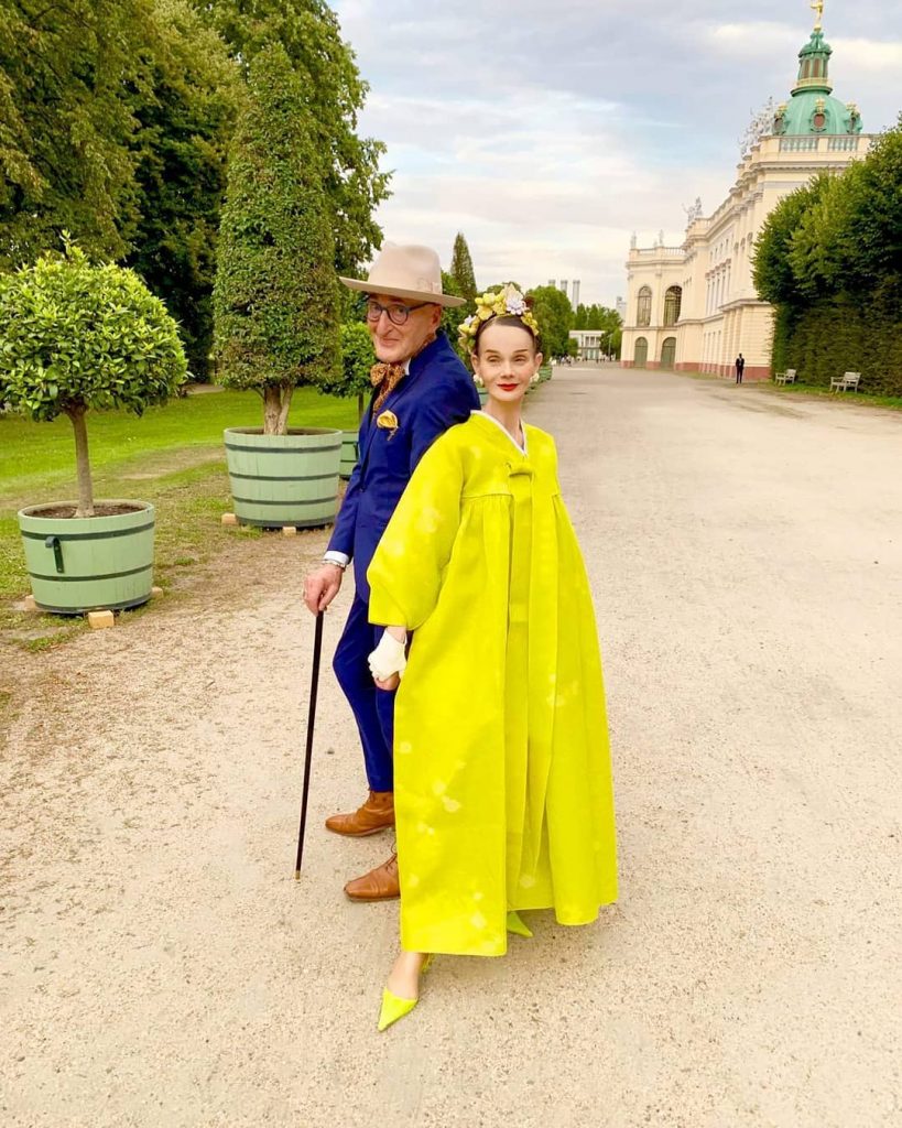 palacio realeza alemana ancianos looks