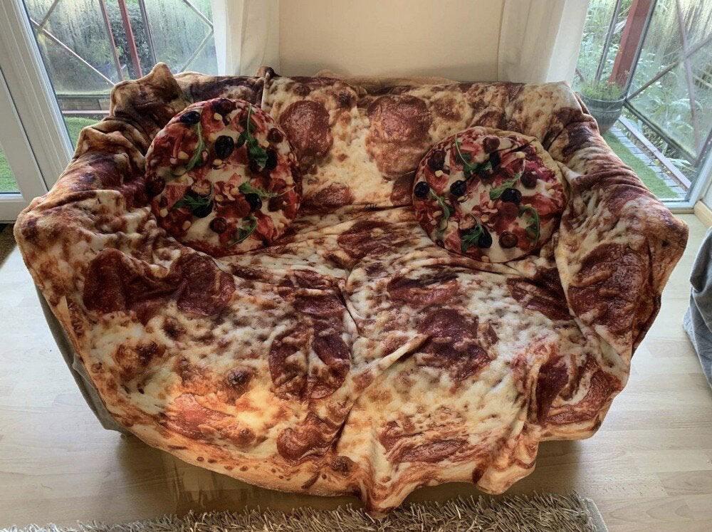 pizza sofá