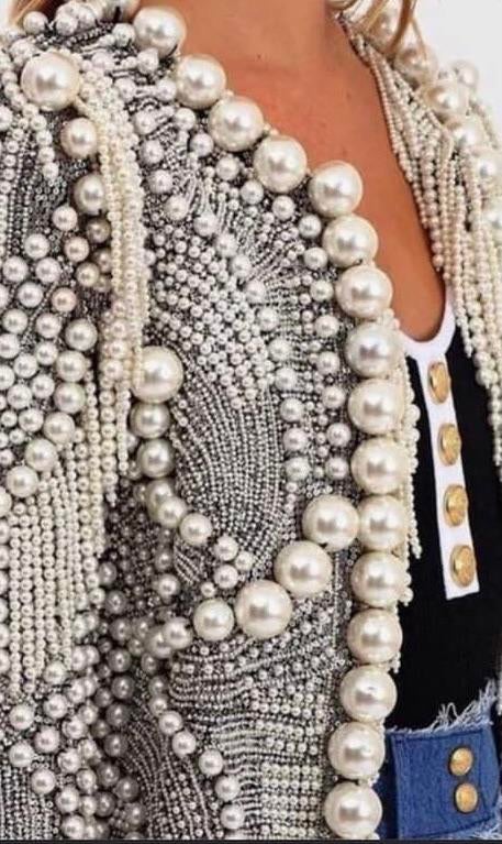 chaqueta de perlas