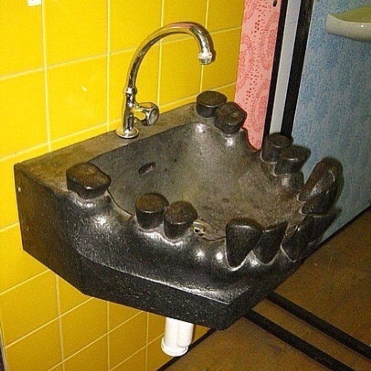 lavabo con dientes