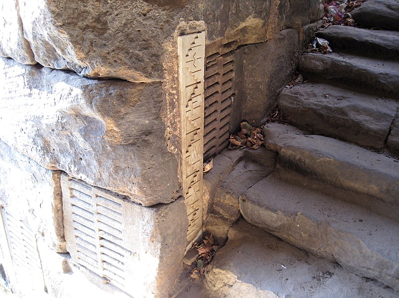 escaleras del nilómetro de Elefantina