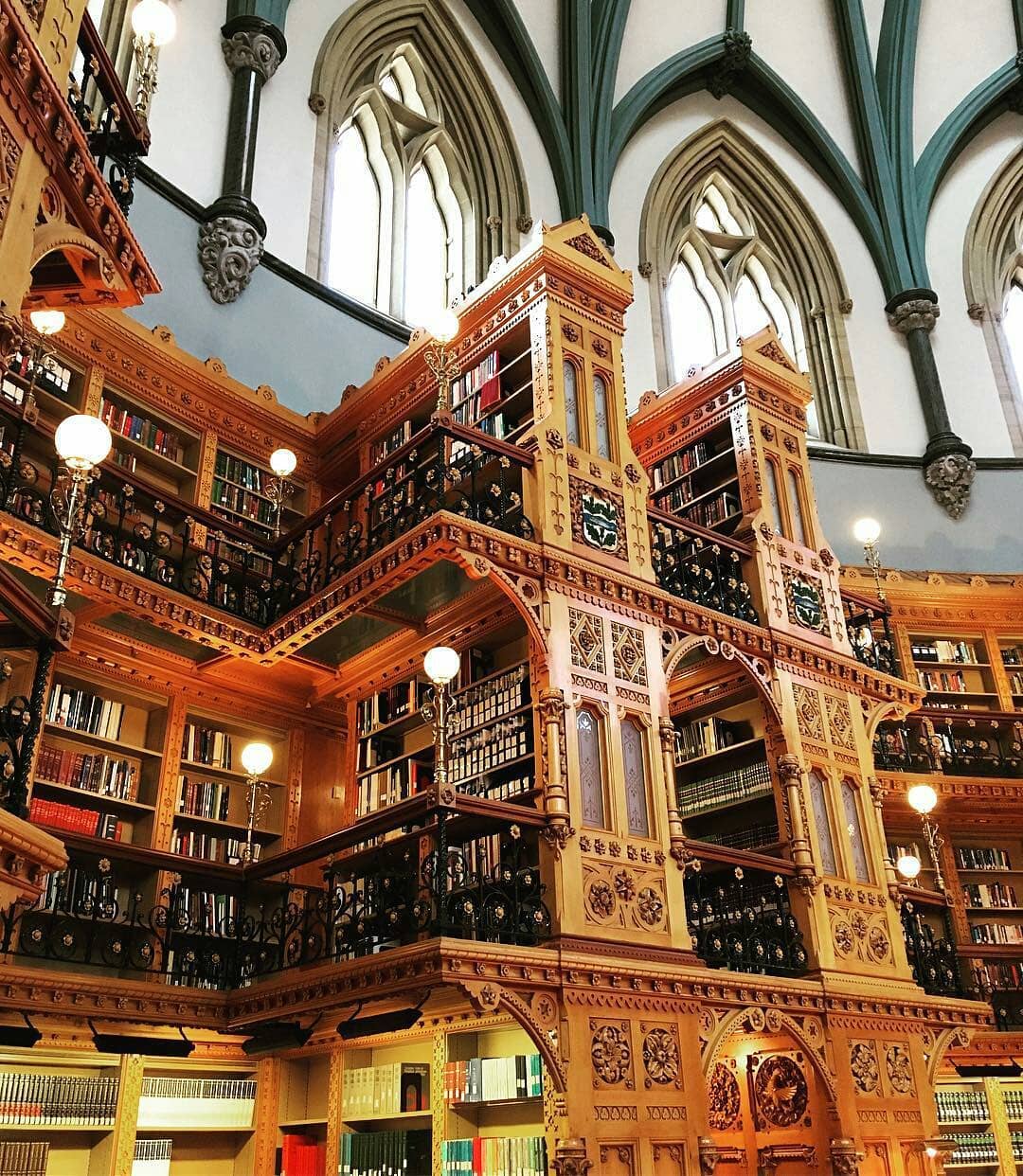 biblioteca del Parlamento en Ottawa