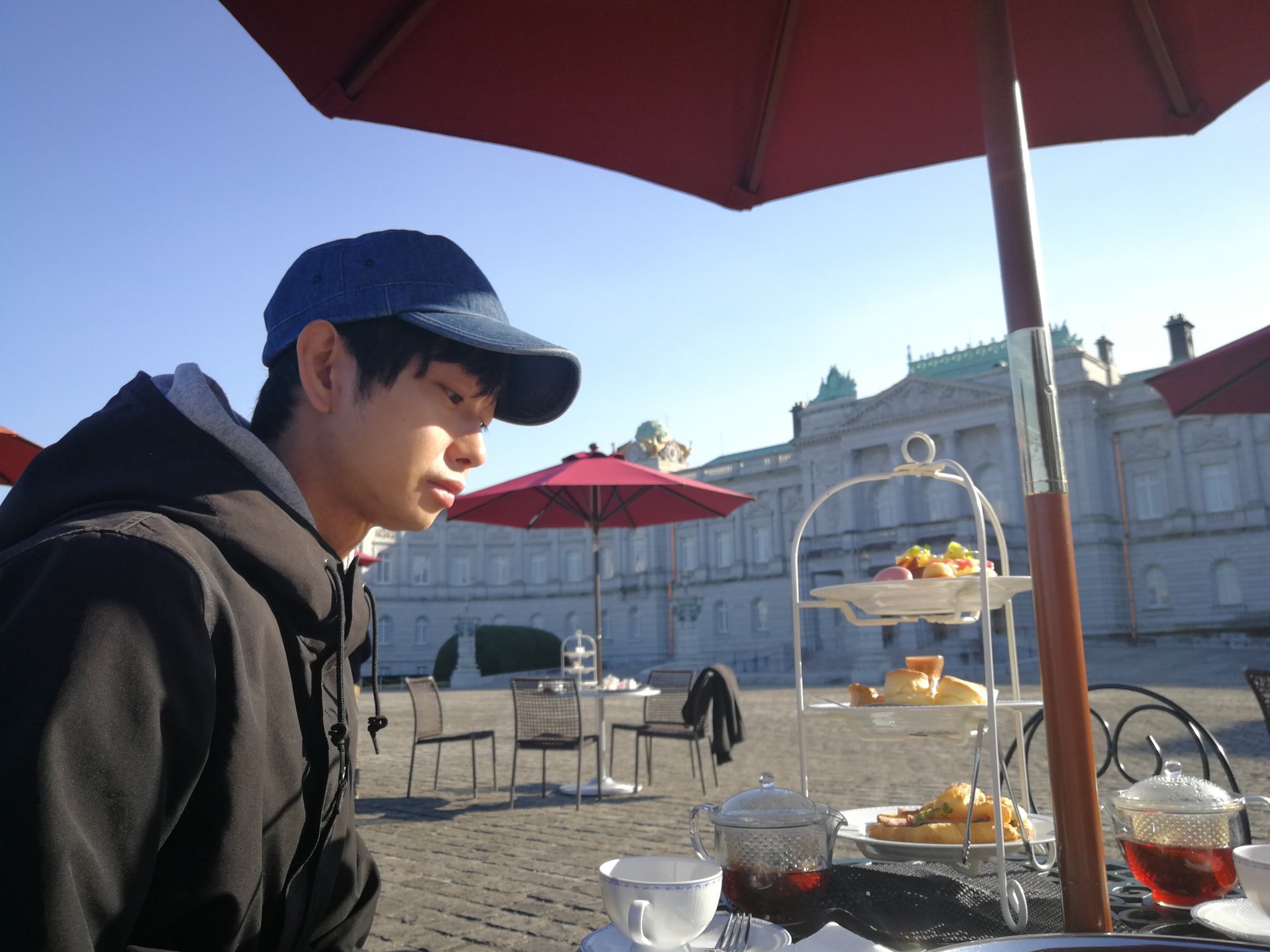 japonés tomando el té