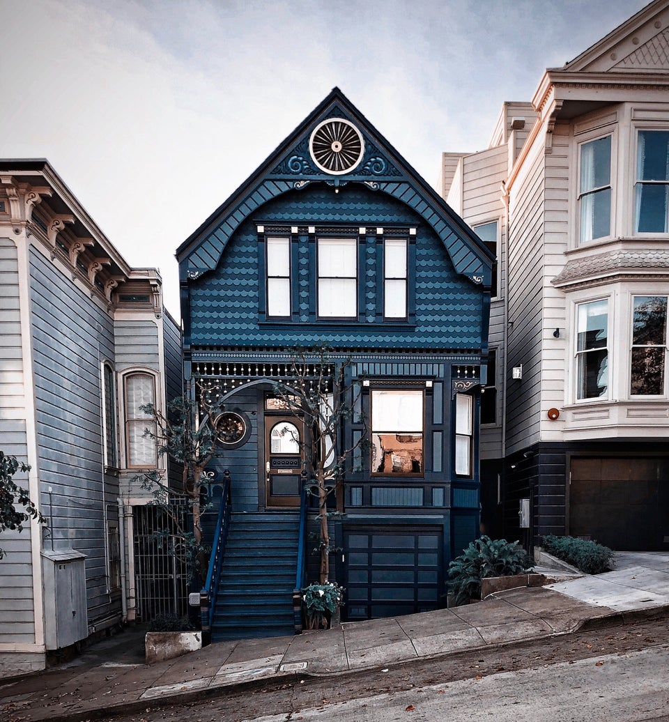 casa victoriana azul